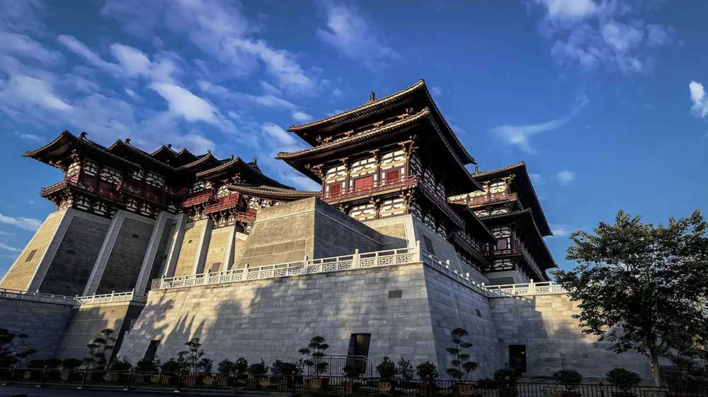 河南：洛陽(yáng)老城區(qū)依托歷史文化資源優(yōu)勢(shì)，打造沉浸式文化和旅游目的地！