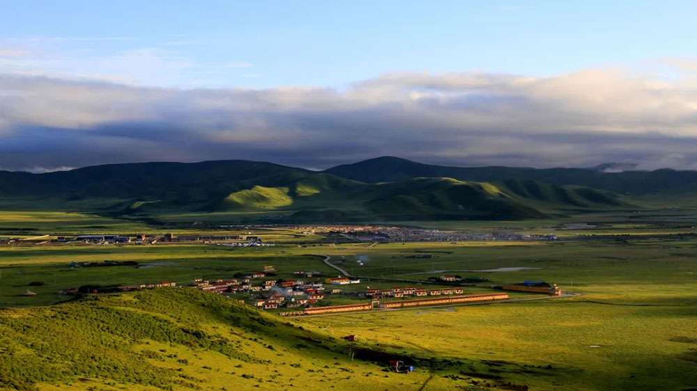 文旅動(dòng)態(tài)：兩部門聯(lián)合公布我國(guó)第一批12處“紅色草原”名單，四川三處成功入選！
