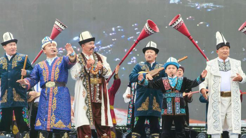 新疆：第十屆瑪納斯國際文化旅游節(jié)在阿圖什市舉行，進一步推動文旅產(chǎn)業(yè)高質(zhì)量發(fā)展！